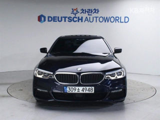 BMW 5 Series foto 3