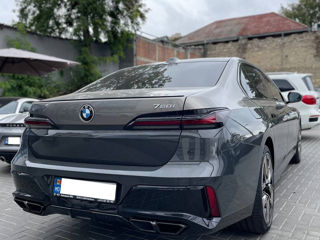 BMW 7 Series foto 5