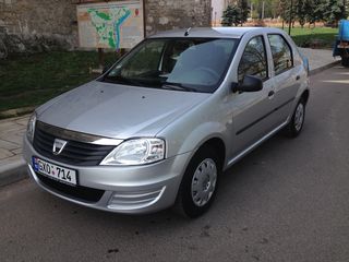 Dacia Logan foto 1