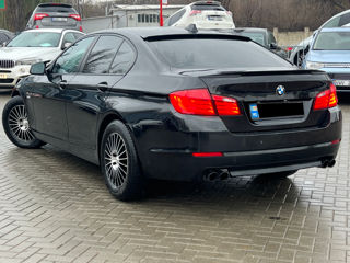 BMW 5 Series foto 3