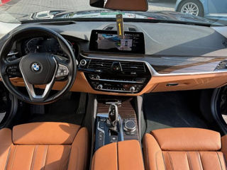 BMW 5 Series foto 3