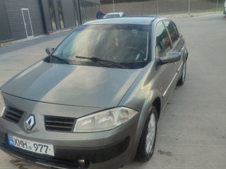 Renault Megane foto 1