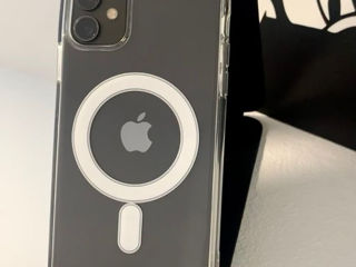 Vând iPhone 11