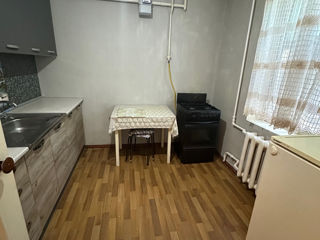 Apartament cu 2 camere, 55 m², Poșta Veche, Chișinău foto 2