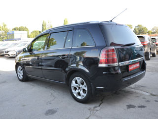 Opel Zafira foto 6