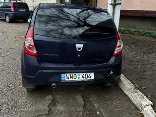 Dacia Sandero foto 2