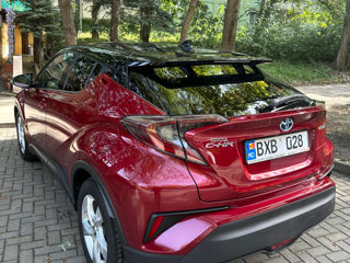 Toyota C-HR foto 6