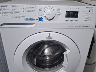 Indesit  lucriaza foarte bine