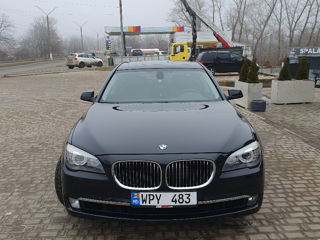 BMW 7 Series foto 3