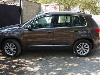 Volkswagen Tiguan foto 1