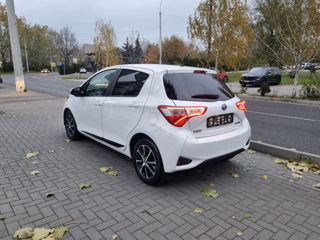 Toyota Yaris foto 7