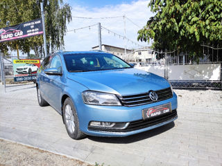 Volkswagen Passat foto 3