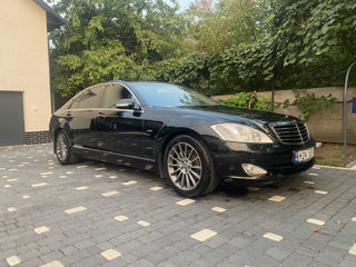 Mercedes S-Class foto 2