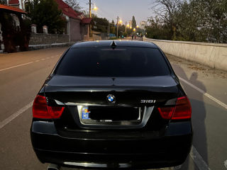 BMW 3 Series foto 7