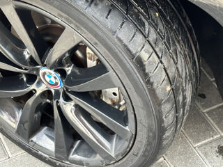 BMW 5 Series foto 17