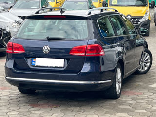 Volkswagen Passat foto 4