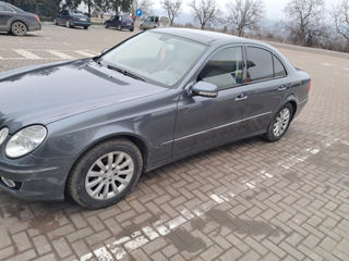 Mercedes E-Class foto 7