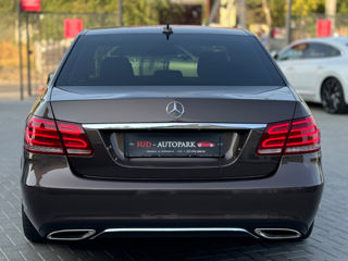 Mercedes E-Class foto 6