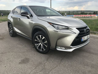 Lexus NX Series foto 1