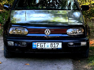 Volkswagen Golf foto 1