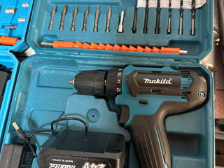 Insurubator Makita cu set de bite foto 2