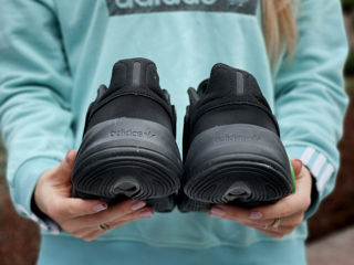 Adidas Ozelia Black foto 4