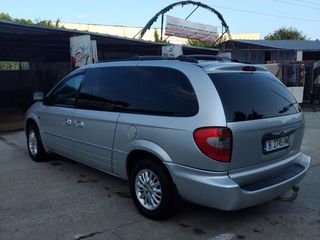 Chrysler Grand Voyager foto 3