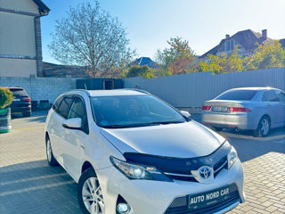 Toyota Auris foto 2