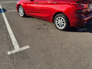 BMW 2 Series Active Tourer фото 2