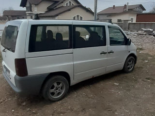 Mercedes Vito foto 2