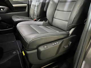 Peugeot Traveller foto 6