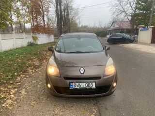 Renault Grand Scenic foto 10