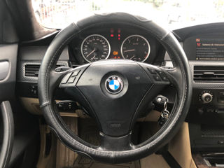 BMW 5 Series foto 9