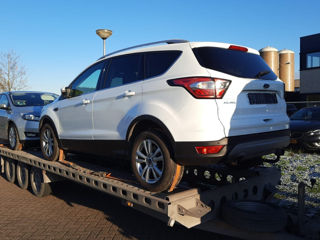 Ford Kuga foto 2