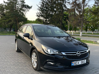 Opel Astra foto 2