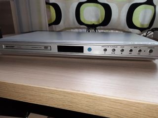 DVD Sharp + Boxe COLORsir