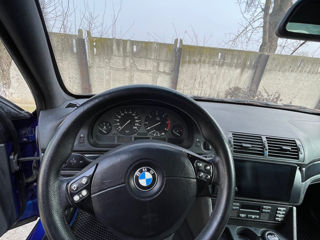 BMW 5 Series foto 7