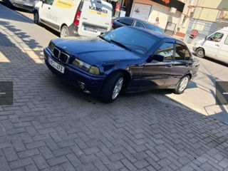 BMW 3 Series foto 6