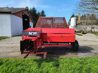 Massey Ferguson 128 foto 4