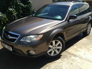 Subaru Outback foto 1