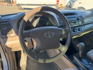 Toyota Camry foto 9