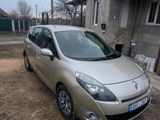 Renault Grand Scenic foto 7