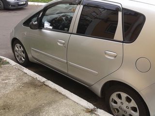 Mitsubishi Colt foto 5