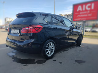 BMW 2 Series Active Tourer foto 4