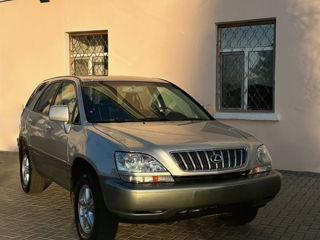 Lexus RX Series