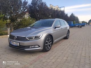 Volkswagen Passat foto 1