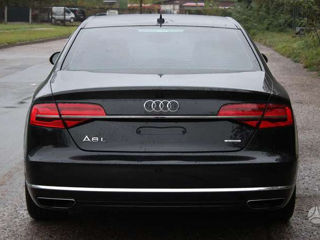 Audi A8 foto 2