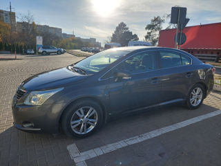 Toyota Avensis, 2011