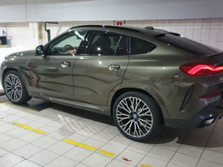 Se vând  complect original BMW X5 X6 ,R22