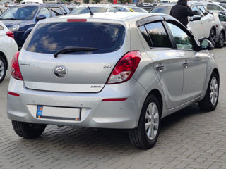 Hyundai i20 foto 3